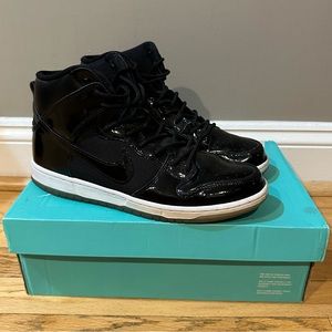 Nike SB Dunk High Space Jam
